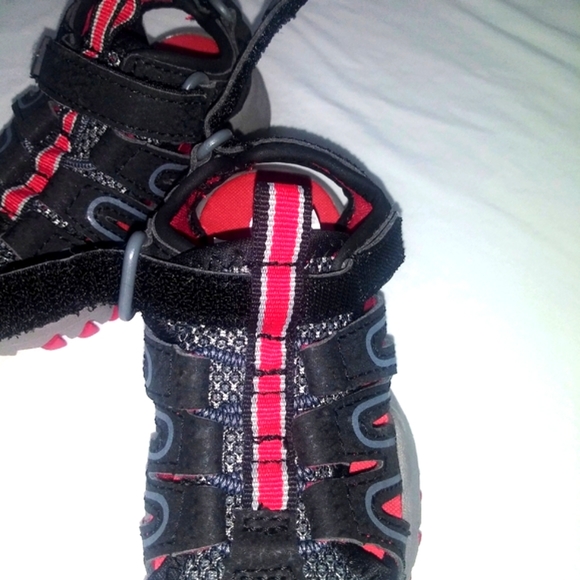 Cat & Jack hiking sandals - Picture 3 of 5